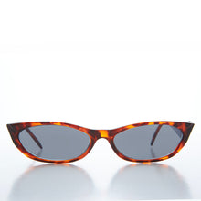 Load image into Gallery viewer, 90s Edgy Slim Vintage Sunglasses - Anton
