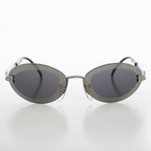 Load image into Gallery viewer, Funky Industrial Oval Vintage Sunglass - Apoc

