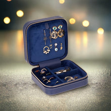 Load image into Gallery viewer, Amanda Leather Jewelry Box, Medium
