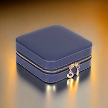 Load image into Gallery viewer, Amanda Leather Jewelry Box, Medium
