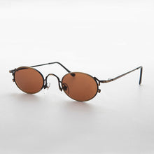 Load image into Gallery viewer, Oval Victorian Style 90s Sunglasses - Beatrice
