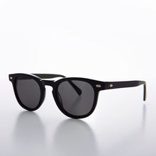 Load image into Gallery viewer, Black Polarized Square Sunglass - Benson
