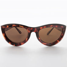Load image into Gallery viewer, Rare Oversized Mod Cat Eye Chunky Sunglass - Big Momma
