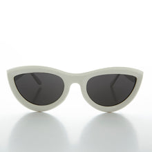 Load image into Gallery viewer, Rare Oversized Mod Cat Eye Chunky Sunglass - Big Momma
