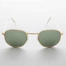 Load image into Gallery viewer, Round Squared Edge Vintage Sunglass with Glass Lens - Brody
