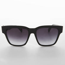 Load image into Gallery viewer, Oversized Women's Classic Square Vintage Sunglass - Brooklyn
