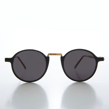 Load image into Gallery viewer, Classic Round Vintage Sunglasses - Brook
