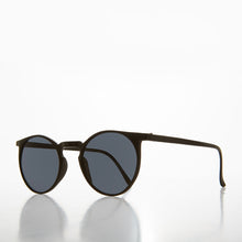Load image into Gallery viewer, Weightless Round Vintage Sunglasses - Bubba
