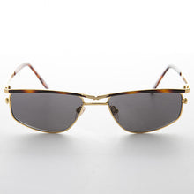 Load image into Gallery viewer, Americana Aviator Vintage Sunglasses - Chip
