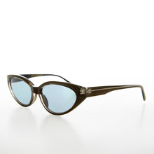 Load image into Gallery viewer, Sexy Sleek 90s Cat Eye Sunglass - Clarice
