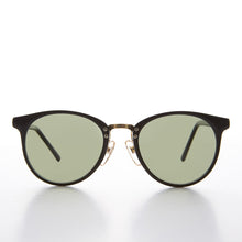 Load image into Gallery viewer, Round Horn Rim P3 Style Vintage Sunglass with Metal Bridge - Clyde
