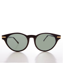 Load image into Gallery viewer, Round Horn Rim Retro Sunglasses - Croft
