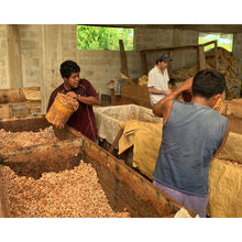 Load image into Gallery viewer, 70% Belize Dark Chocolate
