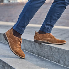 Load image into Gallery viewer, The Cap-Toe (Grizzly)
