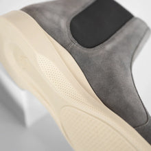 Load image into Gallery viewer, The Chelsea (Carbon)
