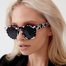Load image into Gallery viewer, Chelsea - White Tortoise
