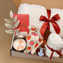 Load image into Gallery viewer, Fall Comforting Thinking Of You Gift Basket for Women
