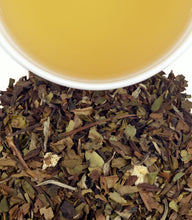 Load image into Gallery viewer, White Christmas Tea, Tin of 20 Sachets
