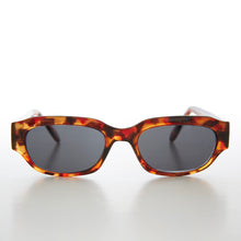 Load image into Gallery viewer, Mod Bold Rectangular Unisex Stylish Sunglasses - Dana
