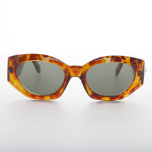 Load image into Gallery viewer, Women's Fashion Cat Eye Sunglass with Gold Emblem - Diva
