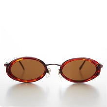 Load image into Gallery viewer, Oval 90s Vintage Sunglasses - Dorian
