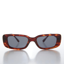 Load image into Gallery viewer, Mod 90s Vintage Sunglasses - Doyle
