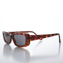 Load image into Gallery viewer, Mod 90s Vintage Sunglasses - Doyle

