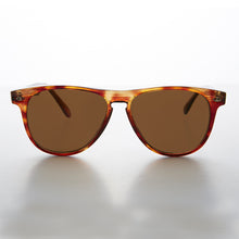 Load image into Gallery viewer, Sporty Racer Vintage Sunglass with Keyhole Bridge - Elvin
