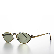 Load image into Gallery viewer, Industrial Metal Frame Oval 90s Steampunk Sunglass - Erin 1
