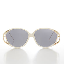 Load image into Gallery viewer, Large Women's Vintage Sunglass with Gold Accents - Fern 2
