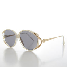 Load image into Gallery viewer, Large Women's Vintage Sunglass with Gold Accents - Fern 2
