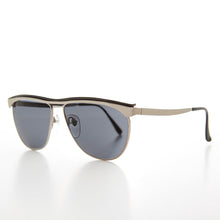 Load image into Gallery viewer, Simple Silver 80s Vintage Sunglasses - Rocha
