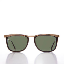 Load image into Gallery viewer, 90s Unique Gold Brow Squared Sunglass - Francois
