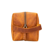 Load image into Gallery viewer, Eve Leather Dopp Kit, Large
