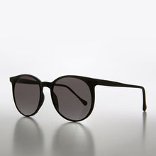 Load image into Gallery viewer, Round Large P3 Schoolboy Vintage Sunglass - Gates
