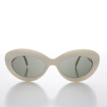 Load image into Gallery viewer, Mod Cat Eye Vintage Sunglasses - Ginny
