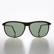 Load image into Gallery viewer, Black Curved Vintage Sunglass - Gus
