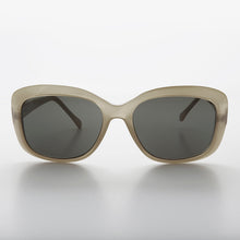 Load image into Gallery viewer, Square Retro Vintage Women's Sunglasses - Gwen
