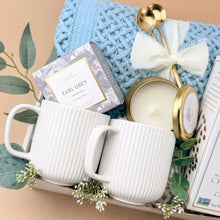 Load image into Gallery viewer, Gift Baskets for Couples – Plush Blanket, Tea &amp; Candle Set
