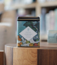 Load image into Gallery viewer, Hot Apple Spice Black Tea, Tin of 20 sachets
