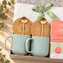 Load image into Gallery viewer, Housewarming Gift Set – Blanket, Coffee &amp; Home Accents
