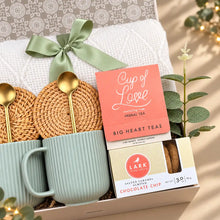 Load image into Gallery viewer, Housewarming Gift Set – Blanket, Coffee &amp; Home Accents
