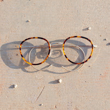 Load image into Gallery viewer, Optical Quality Clear Lens Frame - Tyler
