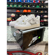 Load image into Gallery viewer, FRIENDS AND FAMILY KITH Nike Air Force 1 Low '07 (White)

