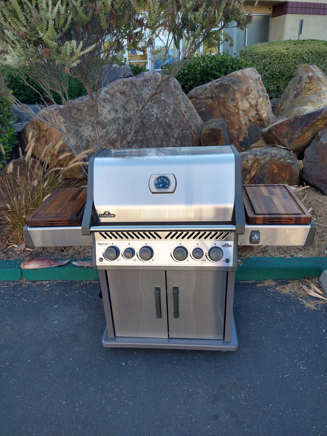 BBQ Boards®, Napoleon Rogue 525 Side Boards (Sold As A Matching Pair)