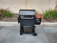 Load image into Gallery viewer, BBQ Boards®, Weber Searwood 600 Pellet Bin Board
