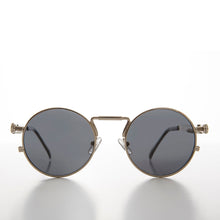 Load image into Gallery viewer, Ivan Sunglass
