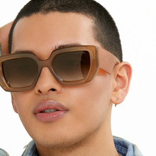 Load image into Gallery viewer, Incognito - Brown
