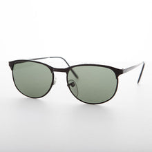 Load image into Gallery viewer, Metal Horn rim Vintage Sunglass with Glass Lens - Jones
