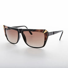 Load image into Gallery viewer, Hip Hop Flat Top Style Vintage Sunglass - Kayah
